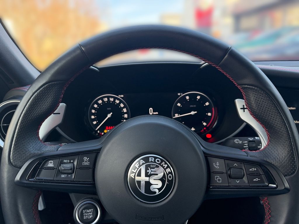 Alfa Romeo Giulia 2023