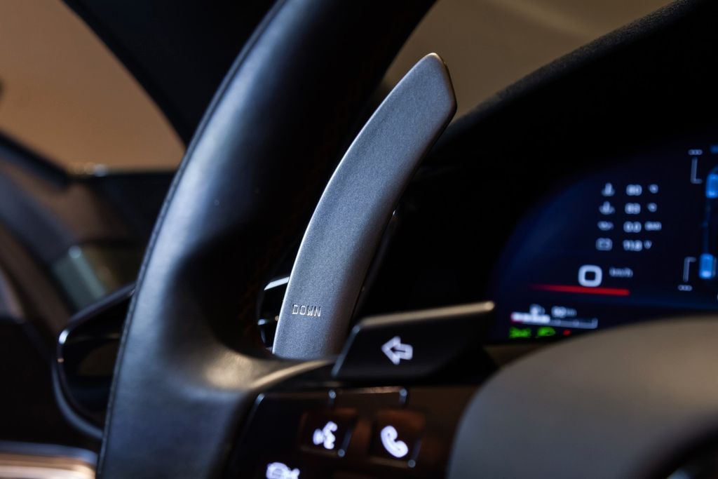 Ferrari 12Cilindri 2024