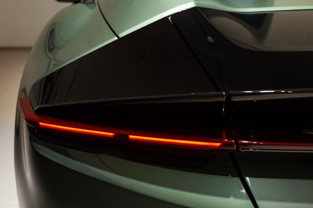 Ferrari 12Cilindri 2024