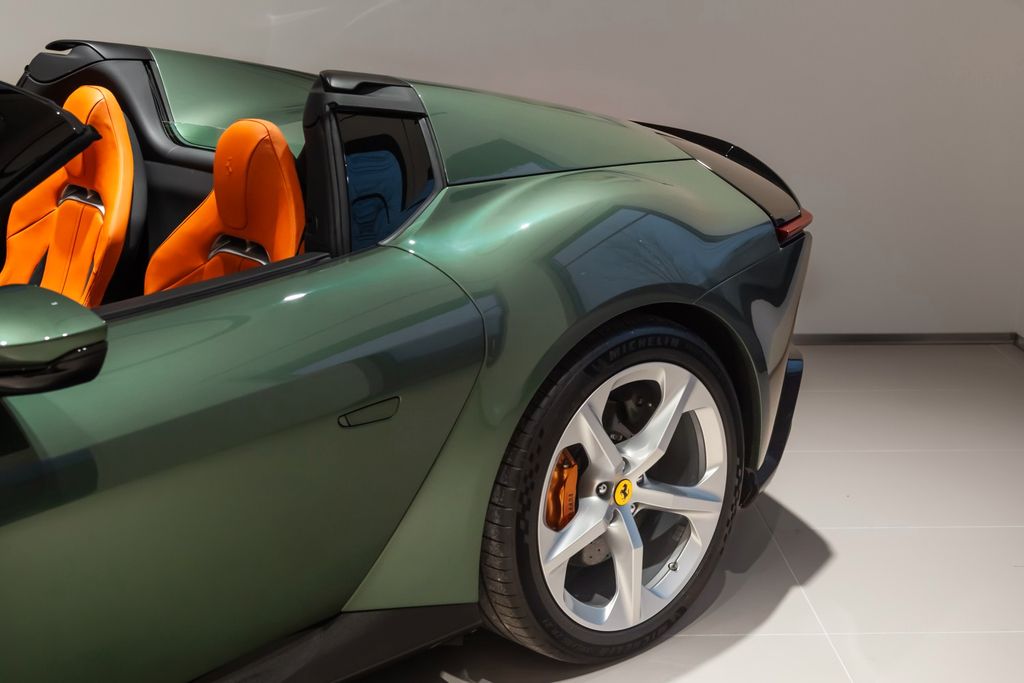 Ferrari 12Cilindri 2024