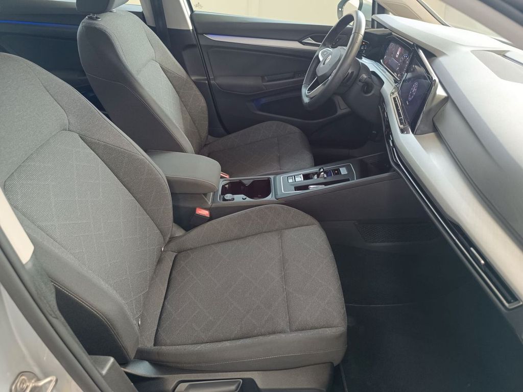 Volkswagen Golf 2021