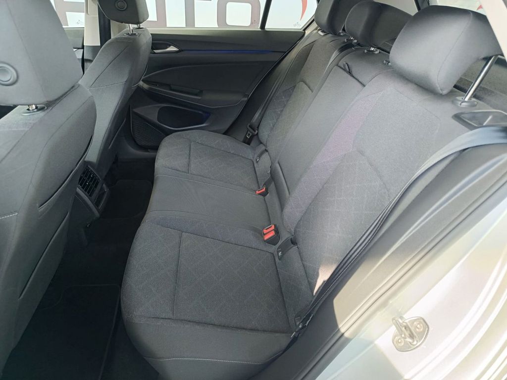 Volkswagen Golf 2021