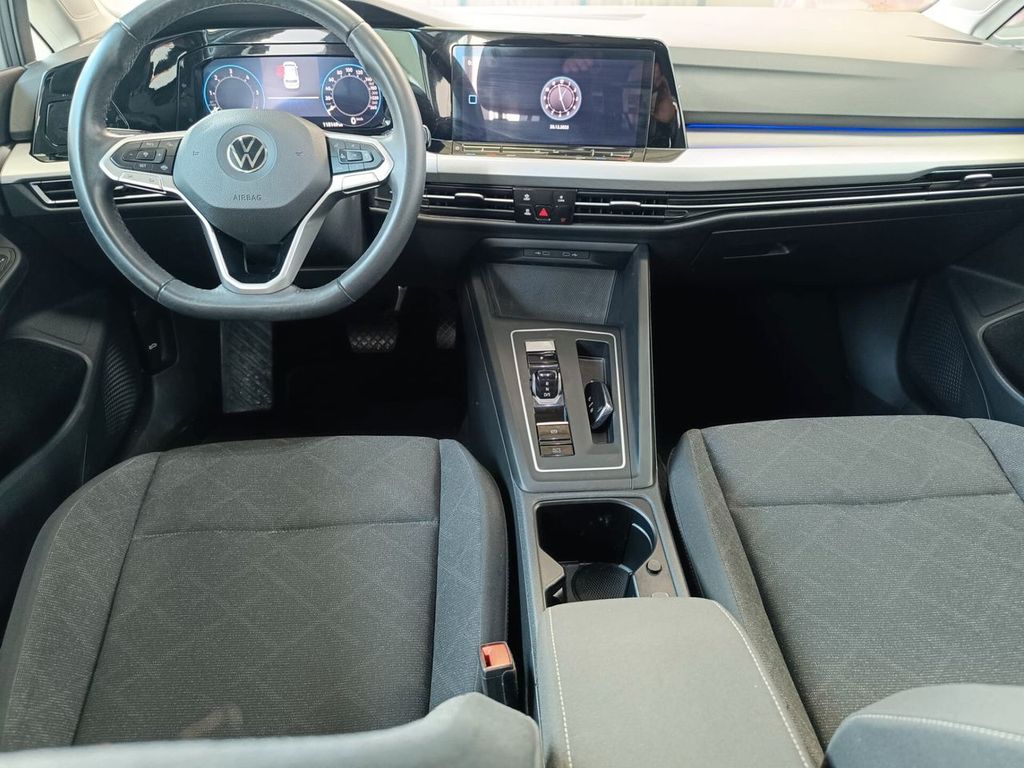 Volkswagen Golf 2021