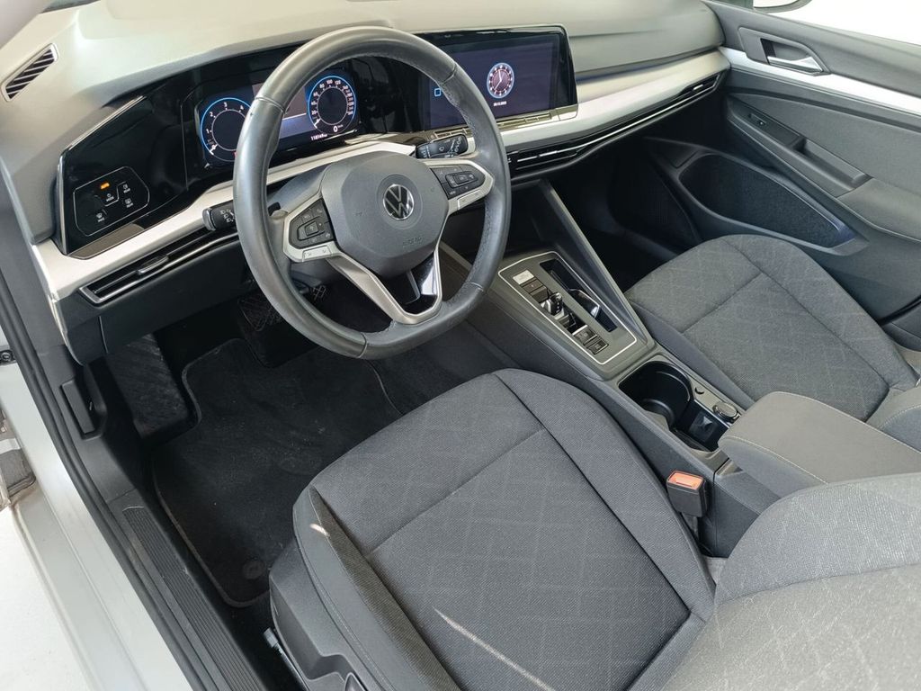 Volkswagen Golf 2021