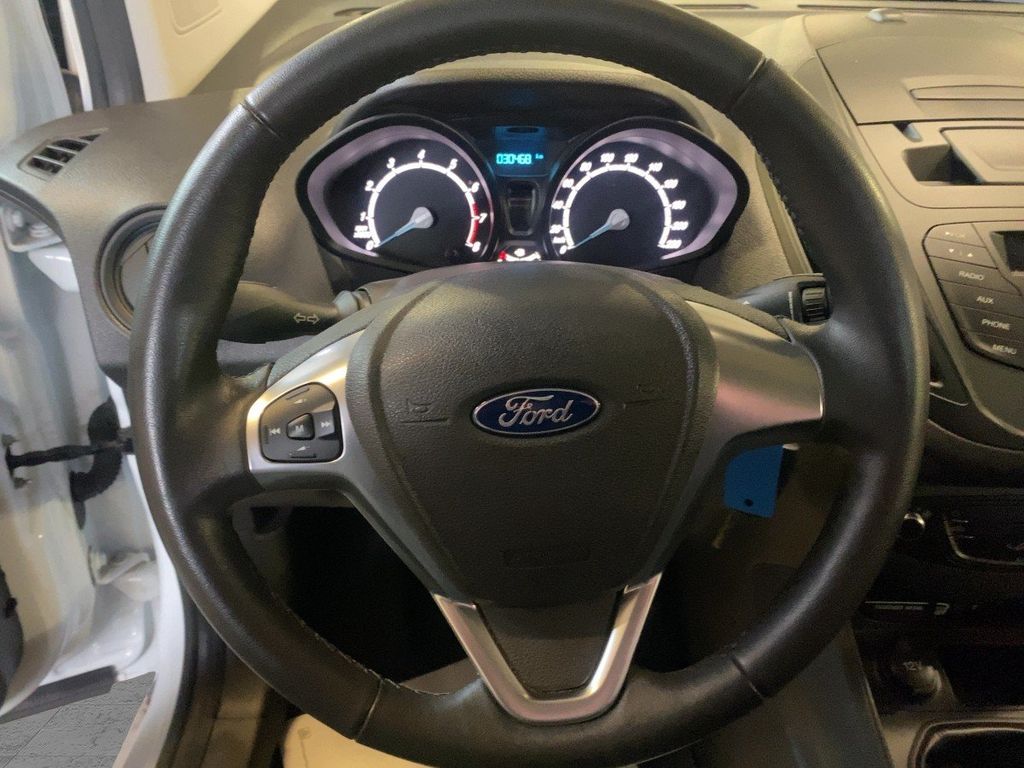 Ford Transit Courier 2021