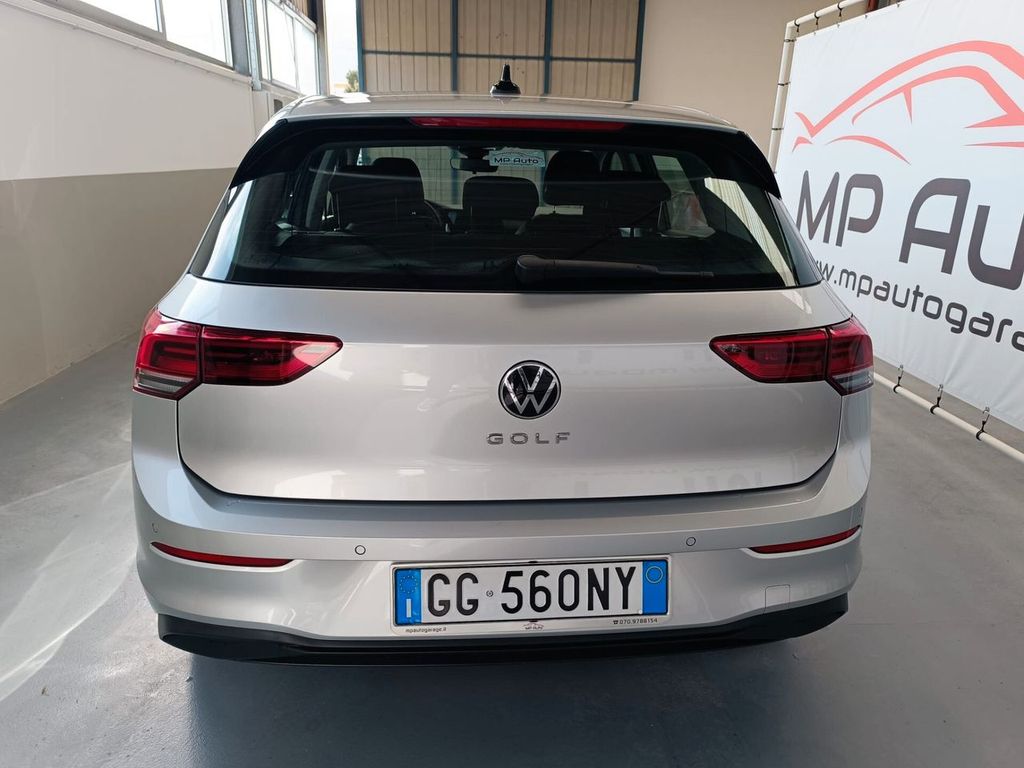 Volkswagen Golf 2021