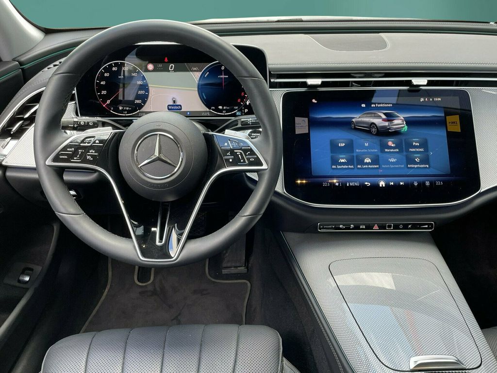 Mercedes-Benz E 300 2025