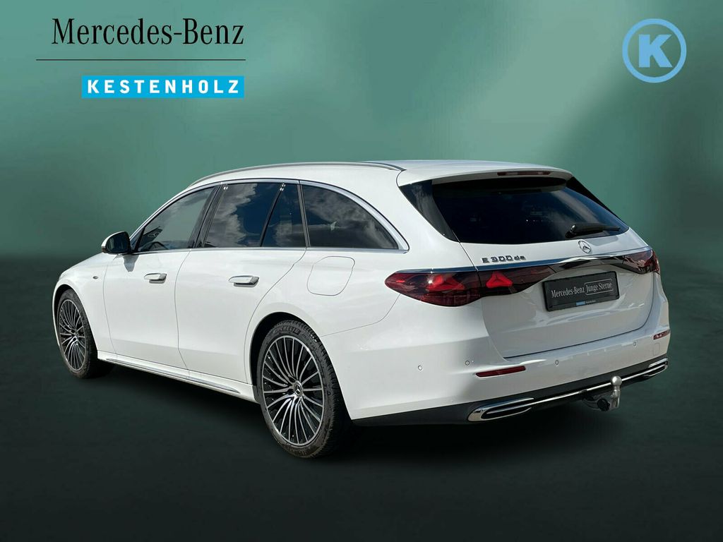 Mercedes-Benz E 300 2025