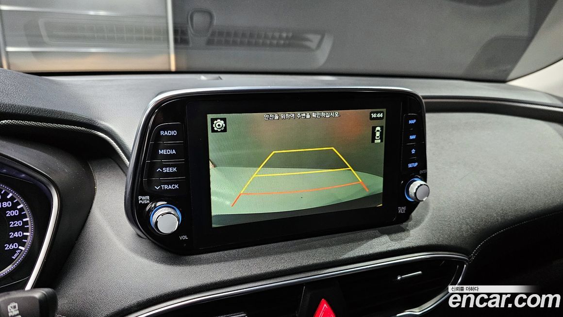 Hyundai Santafe 2019