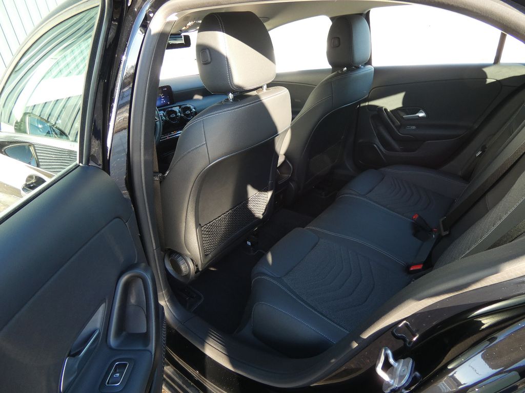 Mercedes-Benz A 180 2023