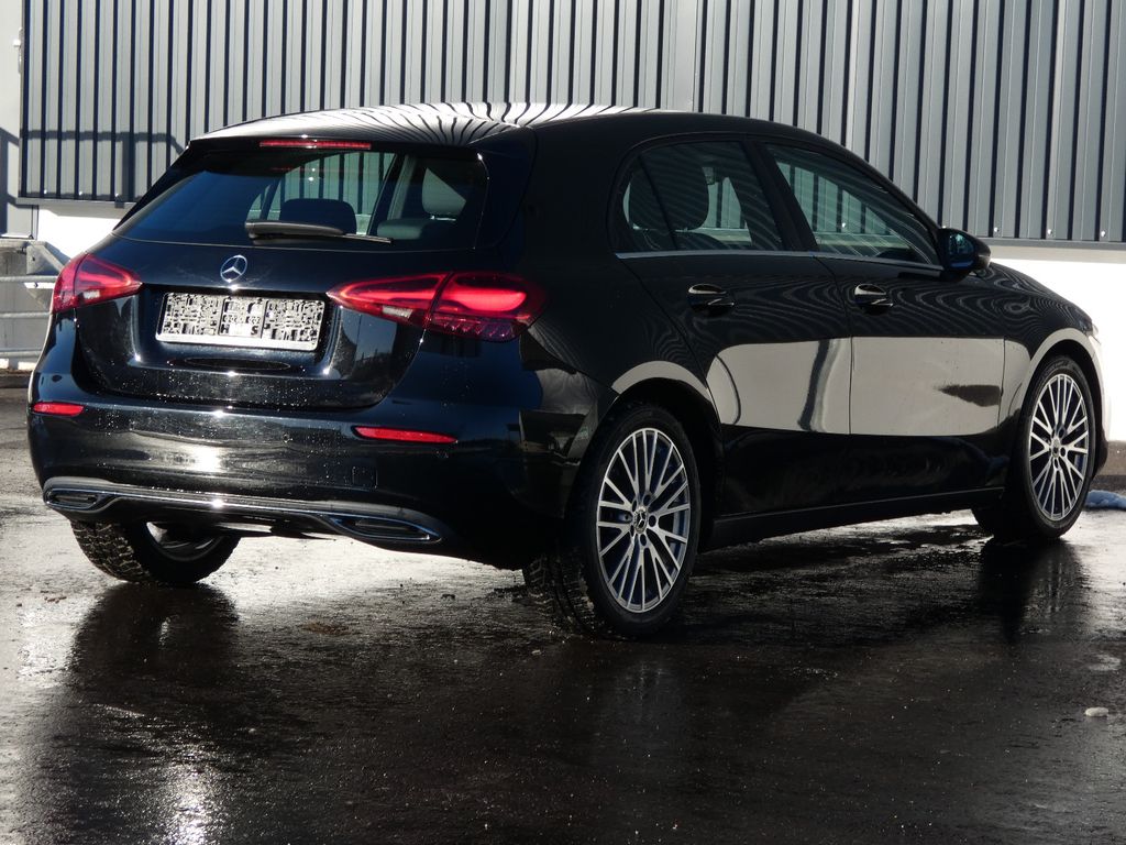 Mercedes-Benz A 180 2023