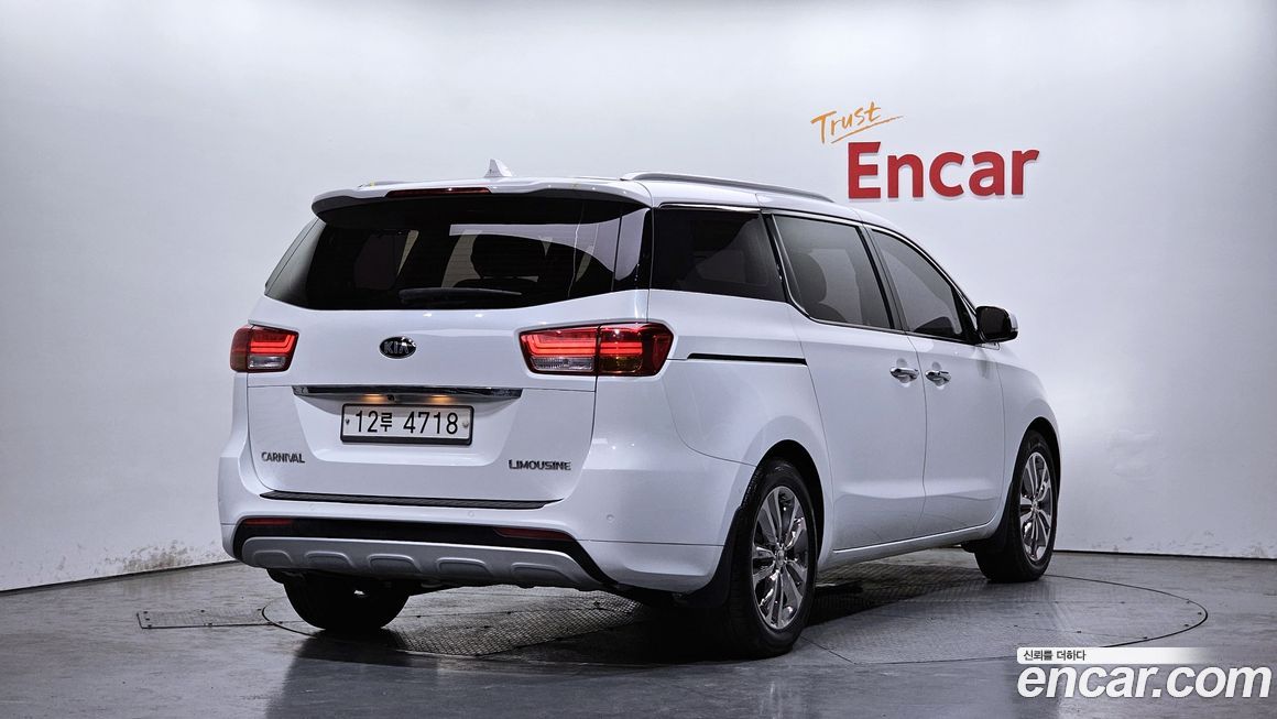 Kia Canival 2018