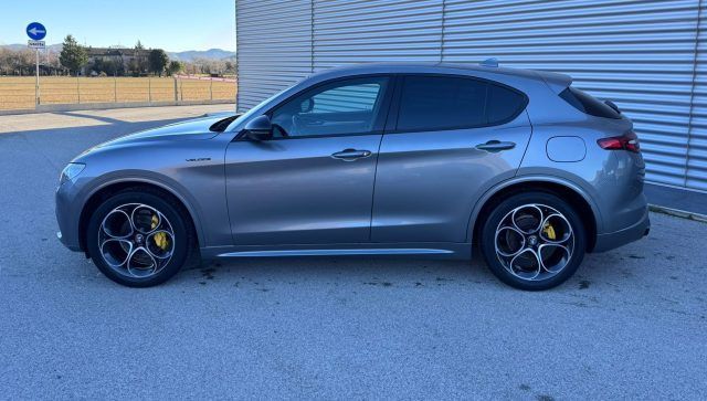 Alfa Romeo Stelvio 2021