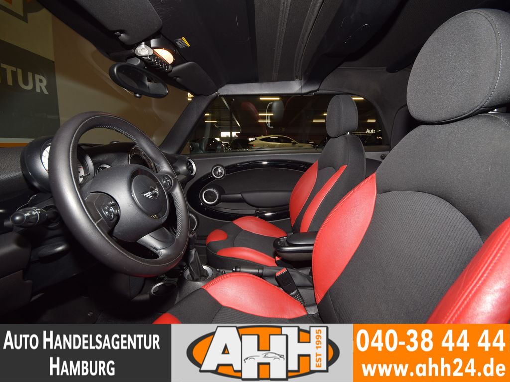 MINI Cooper Cabrio 2012