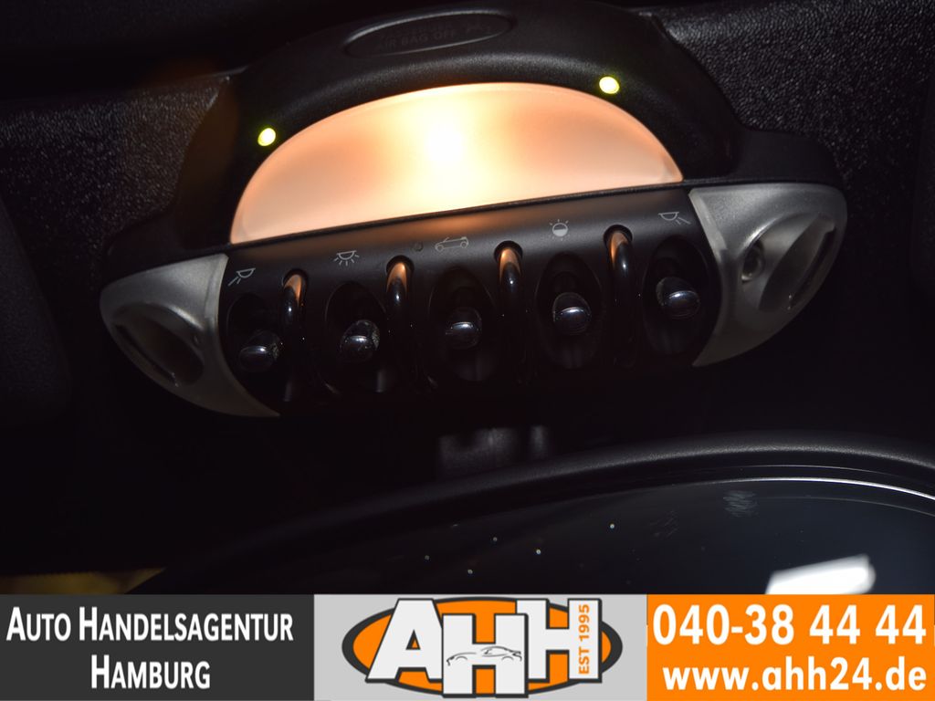 MINI Cooper Cabrio 2012