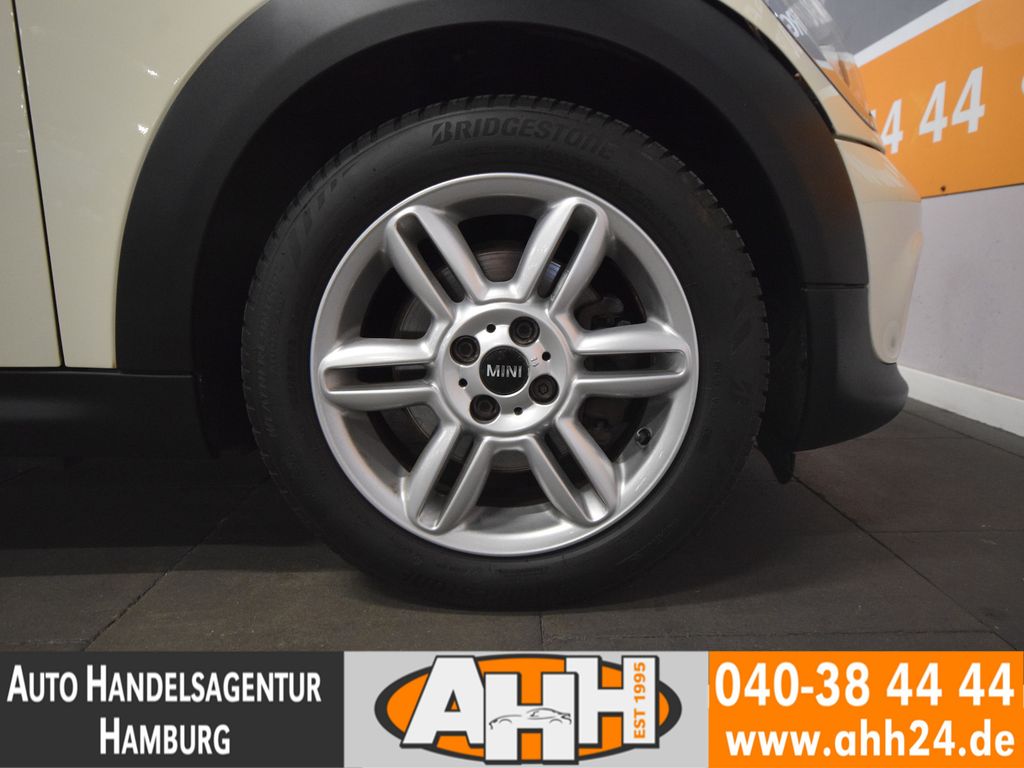 MINI Cooper Cabrio 2012