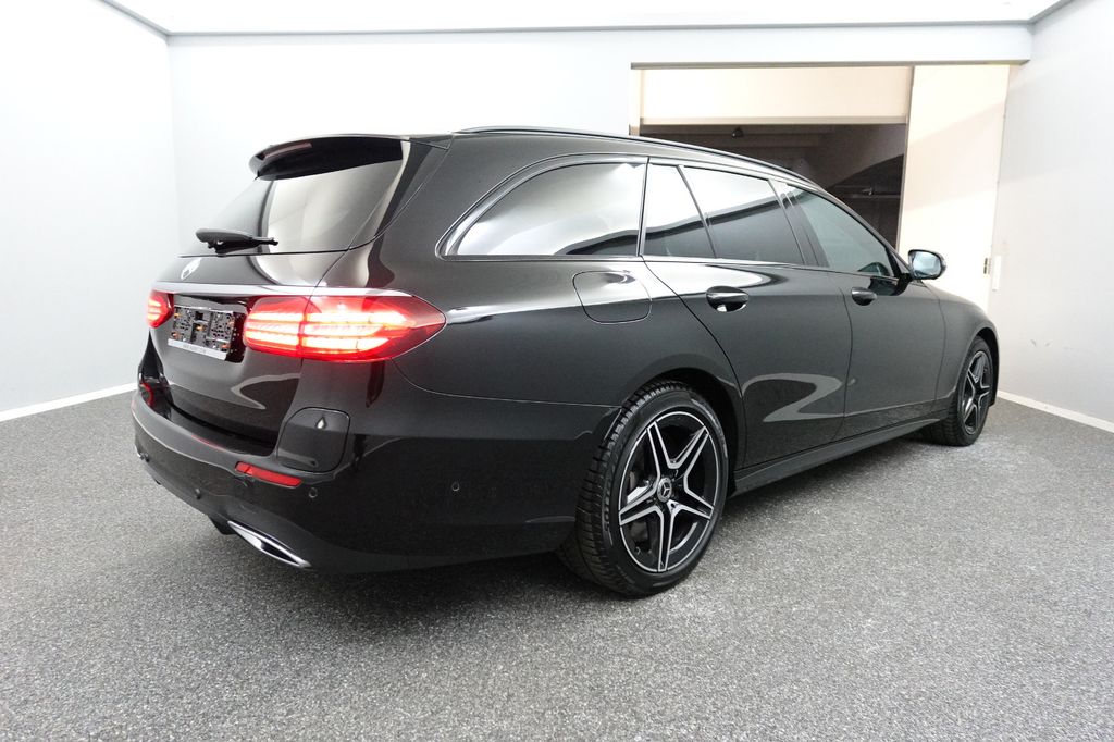 Mercedes-Benz E 300 2022