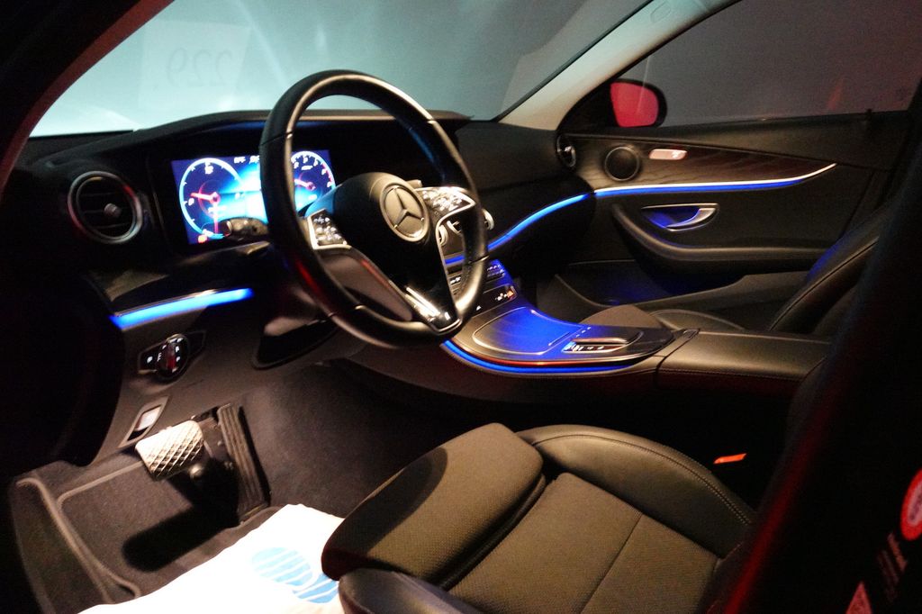 Mercedes-Benz E 300 2022