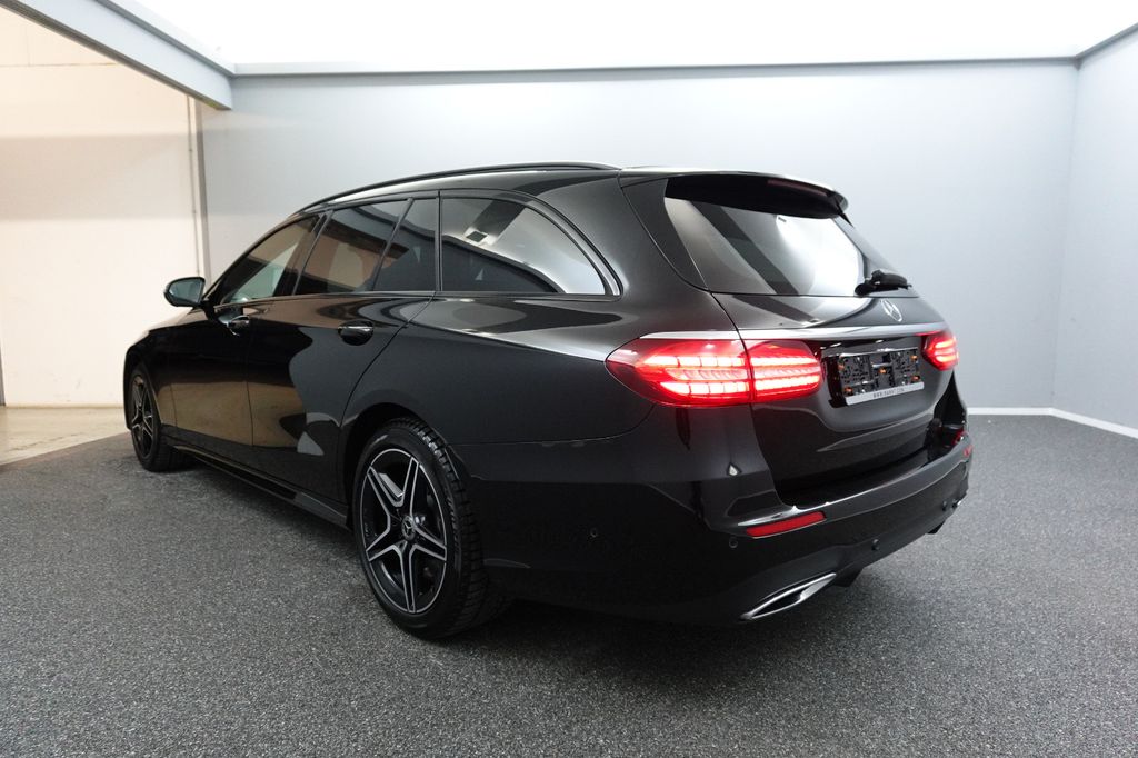 Mercedes-Benz E 300 2022