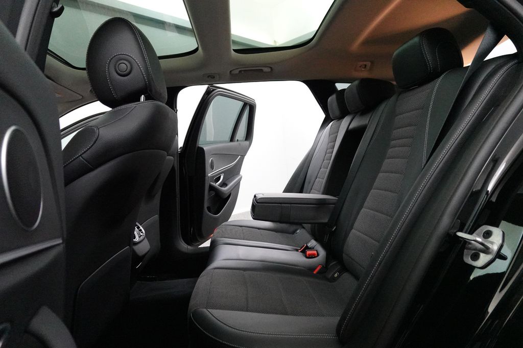 Mercedes-Benz E 300 2022