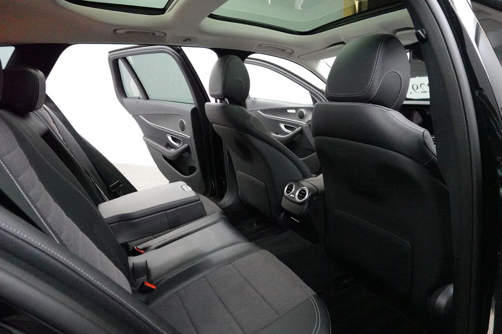 Mercedes-Benz E 300 2022