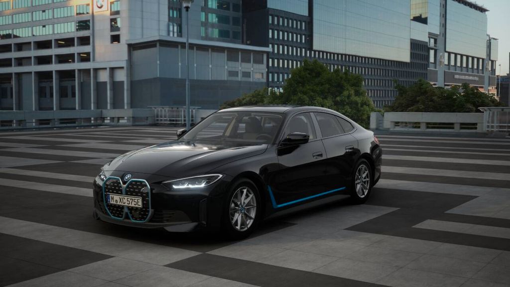 BMW i4 2023