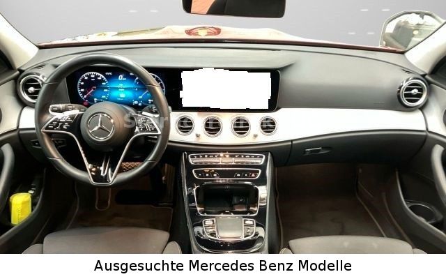 Mercedes-Benz E 300 2022