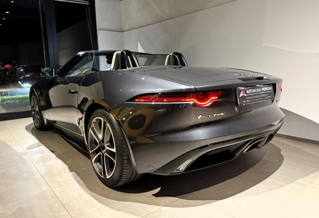 Jaguar F-Type 2019
