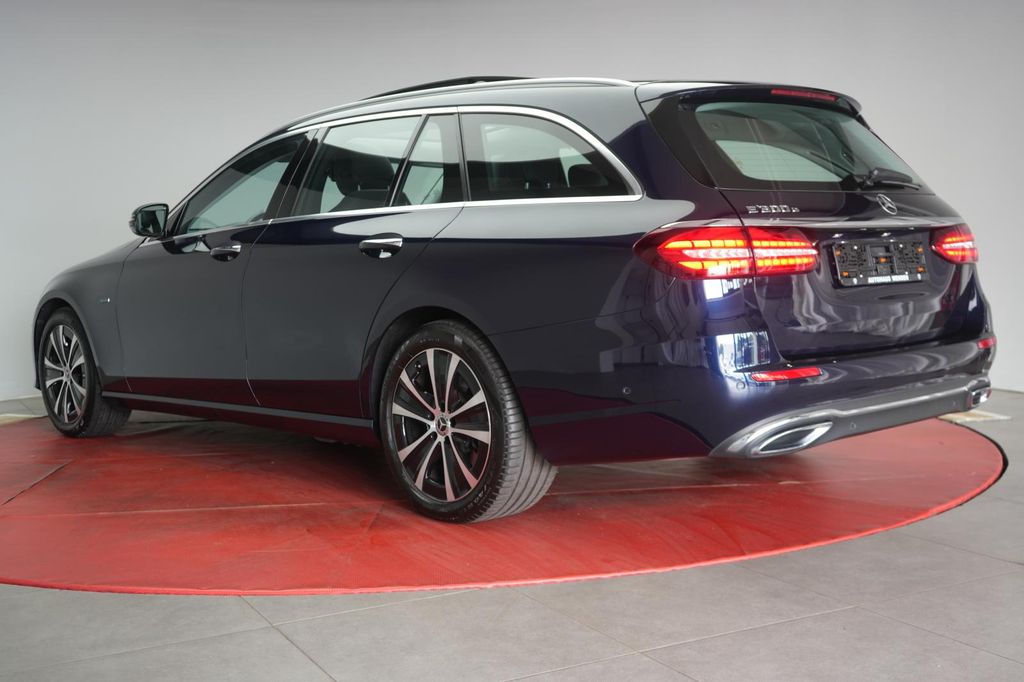 Mercedes-Benz E 300 2021