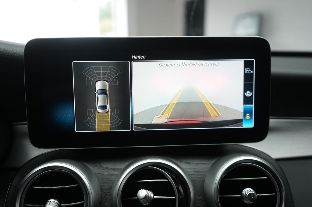 Mercedes-Benz C 300 2020