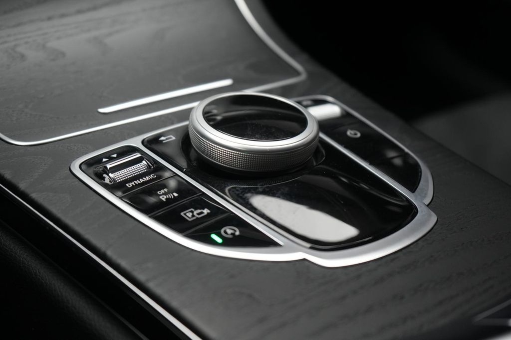 Mercedes-Benz C 300 2020