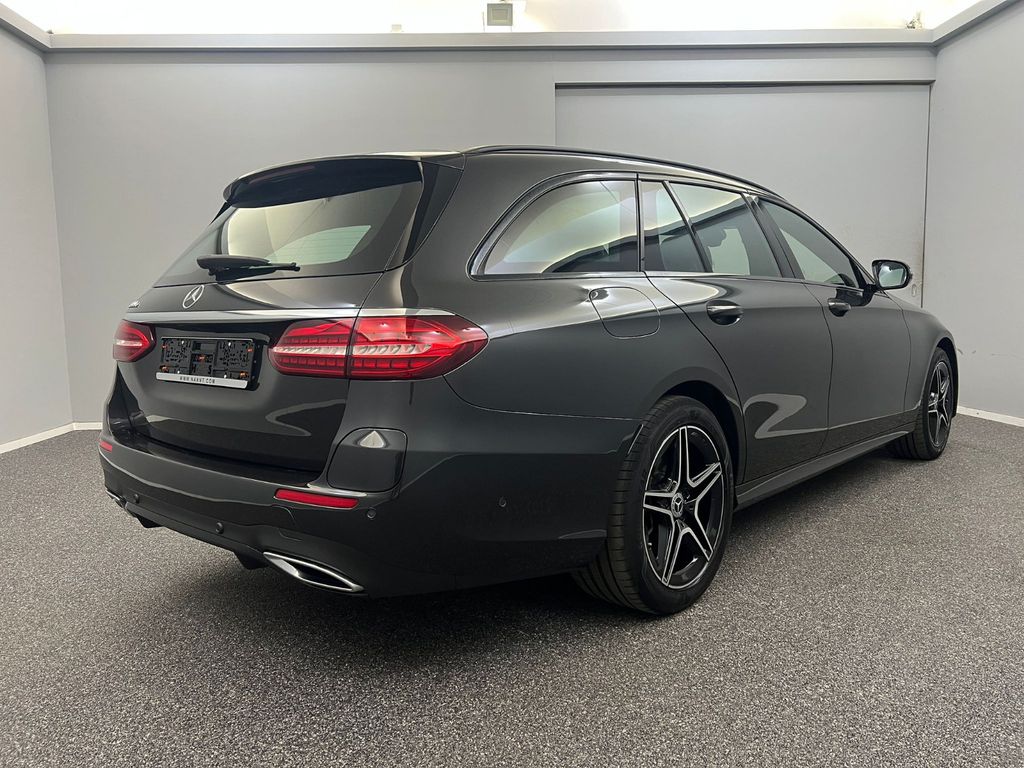 Mercedes-Benz E 300 2021