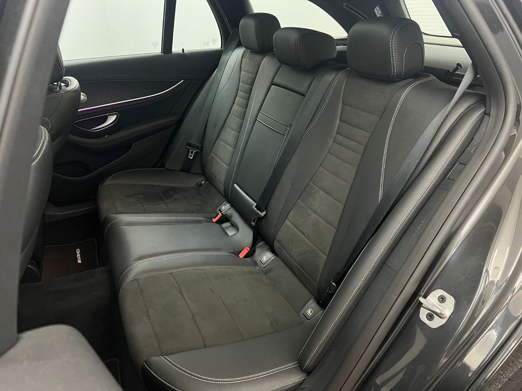 Mercedes-Benz E 300 2021