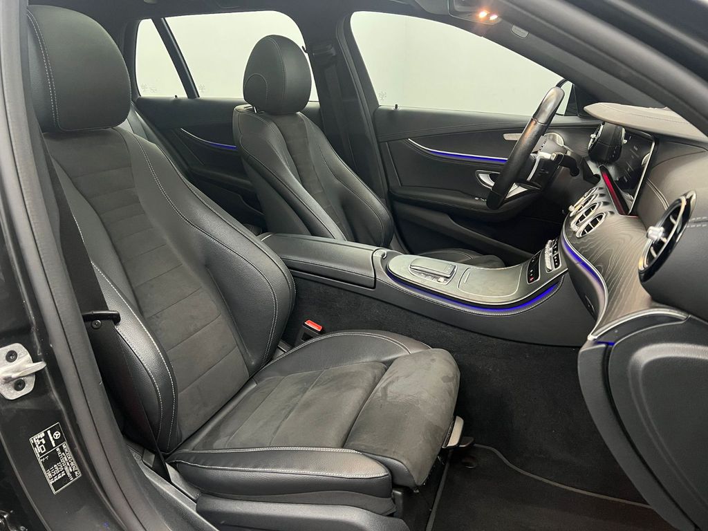 Mercedes-Benz E 300 2021