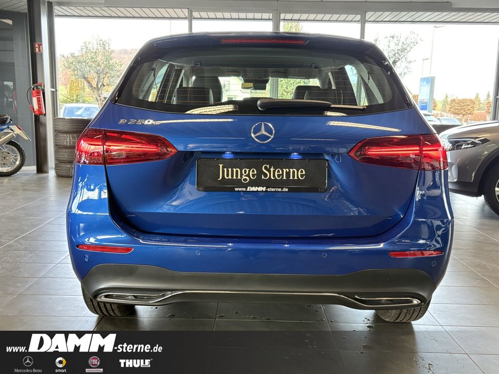 Mercedes-Benz B 250 2025