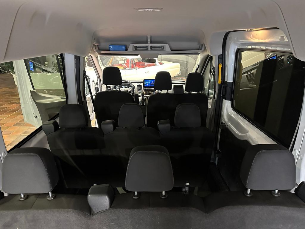 Ford Transit 2021