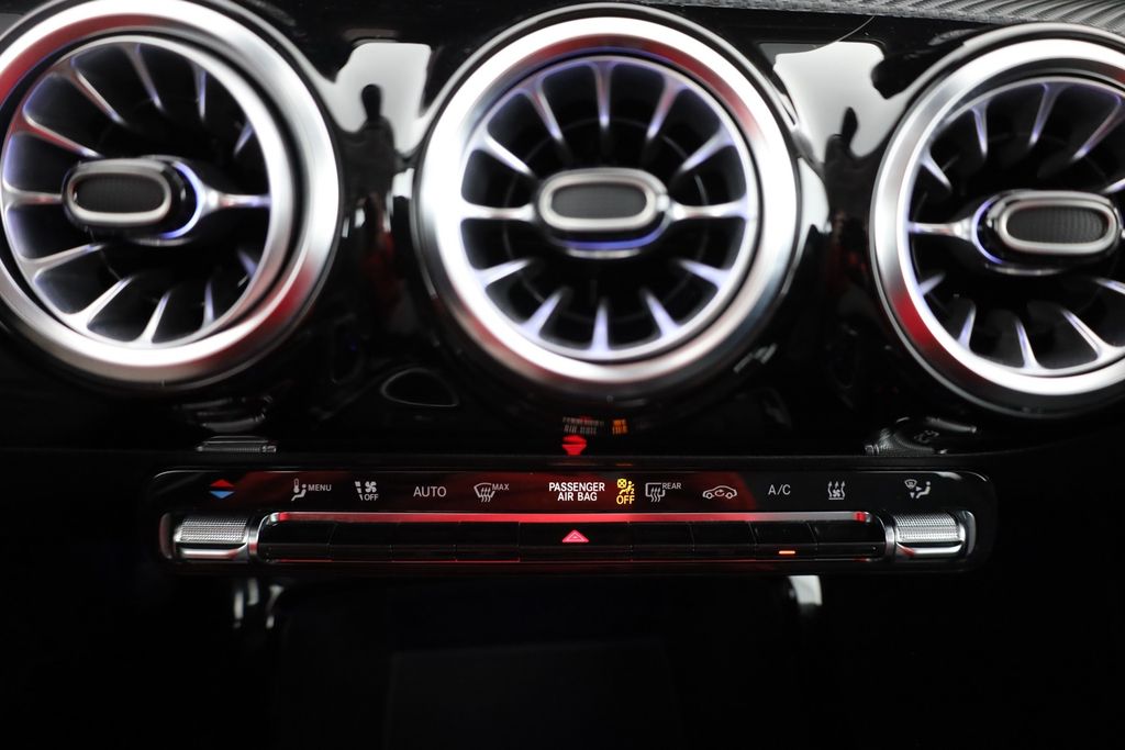 Mercedes-Benz A 250 2021