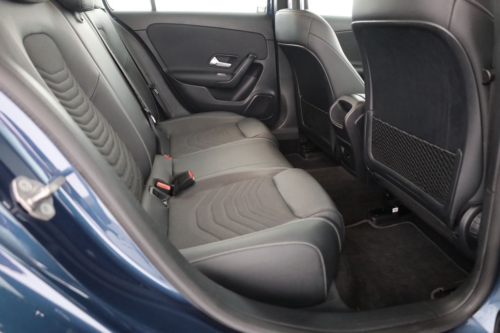 Mercedes-Benz A 250 2021
