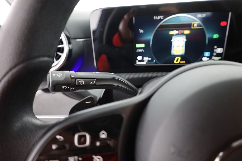 Mercedes-Benz A 250 2021