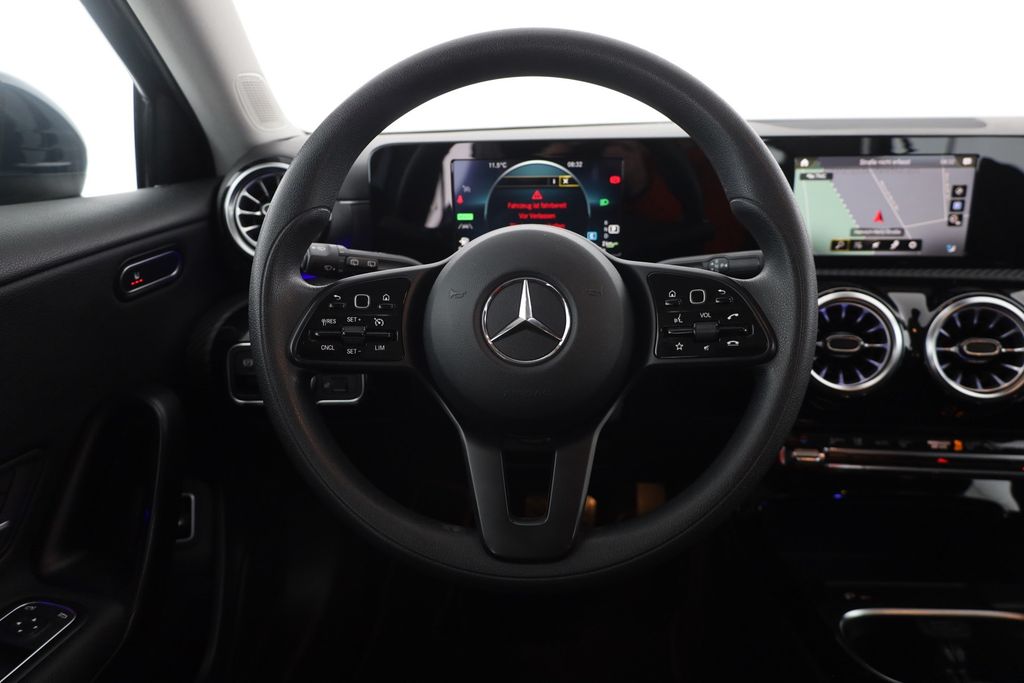 Mercedes-Benz A 250 2021
