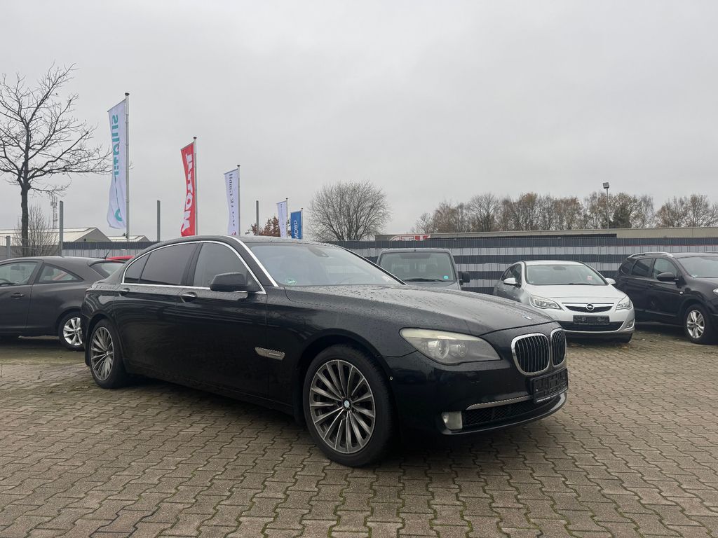 BMW 750 2009