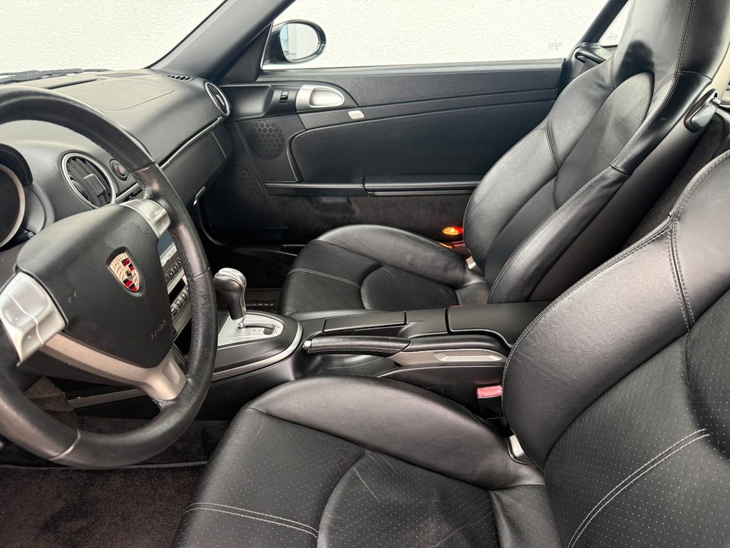 Porsche Cayman 2006
