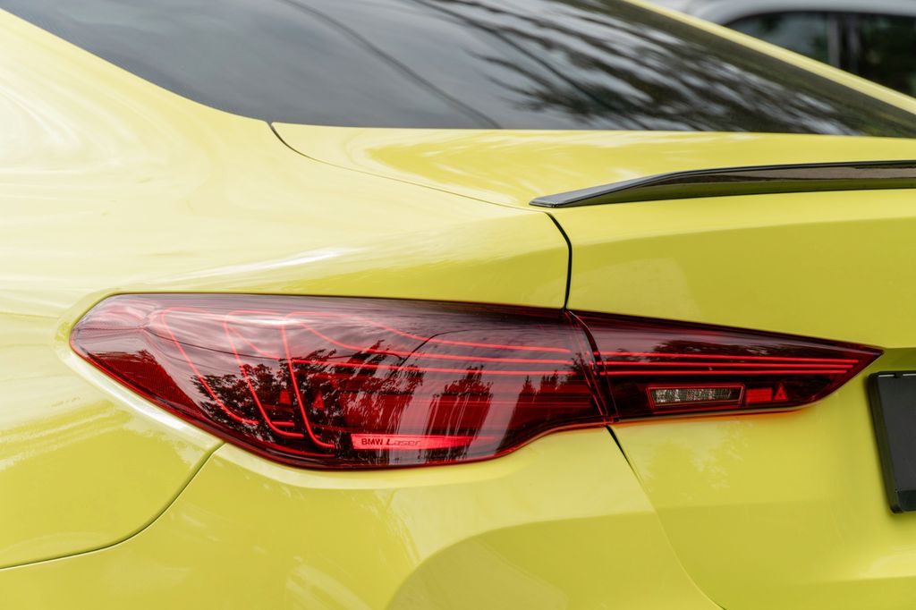 BMW M4 2025