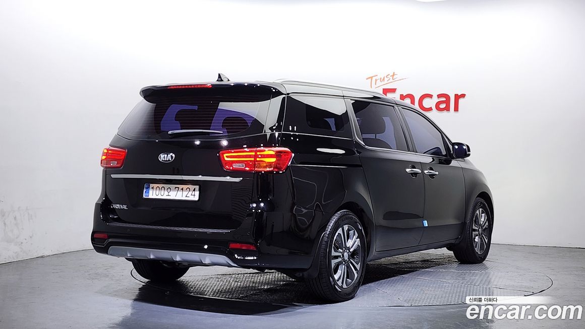 Kia Canival 2019