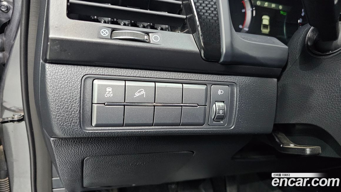 KG_Mobility_Ssangyong Rexton 2020