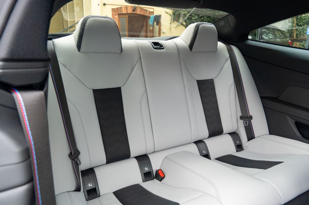 BMW M4 2025