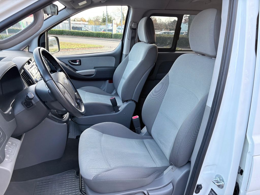 Hyundai H-1 2014