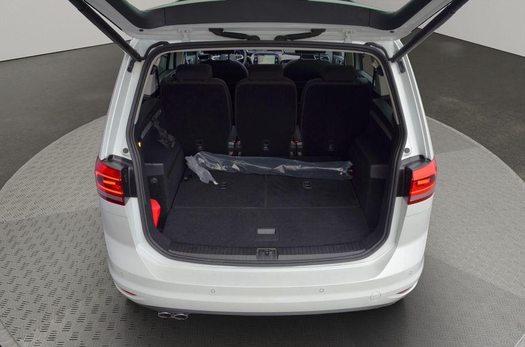 Volkswagen Touran 2023