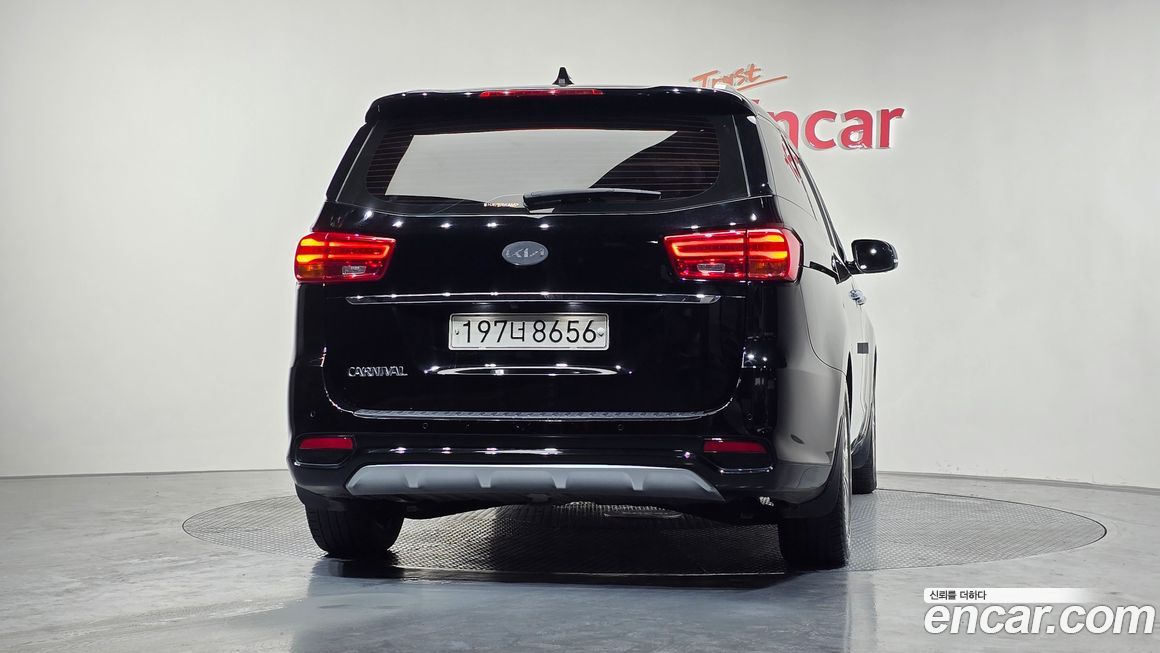 Kia Canival 2019