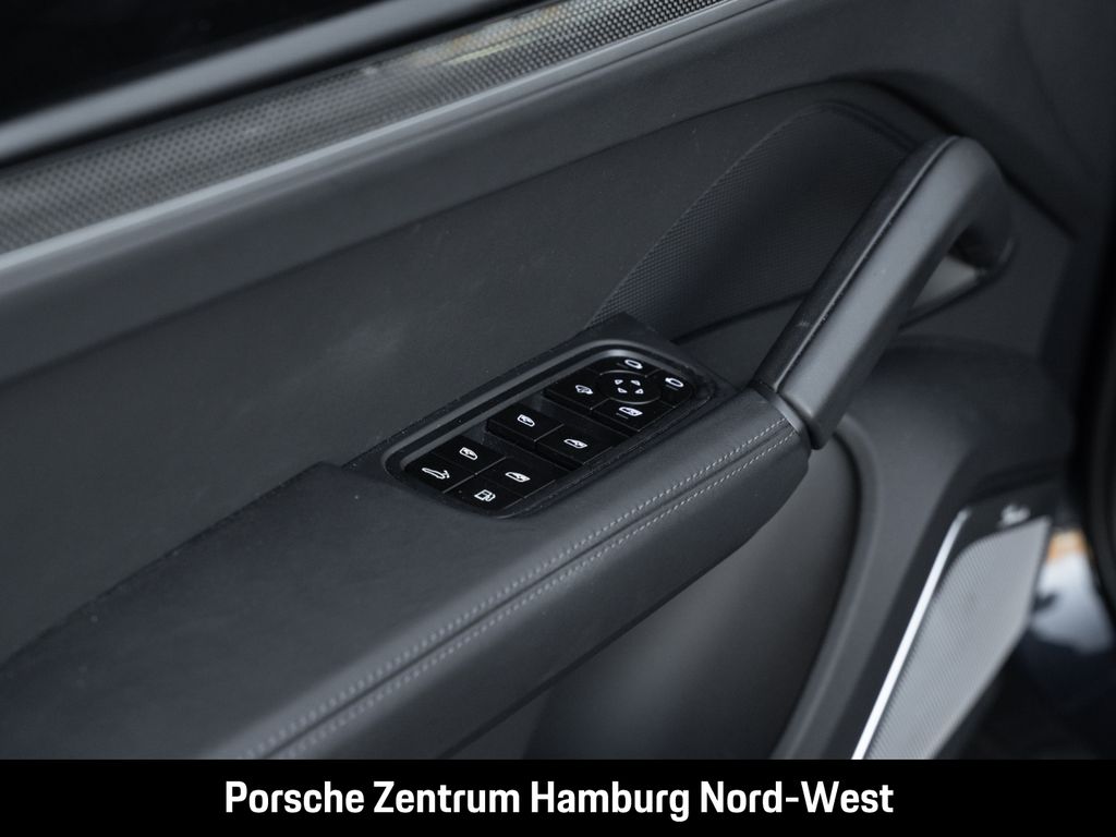 Porsche Cayenne 2024